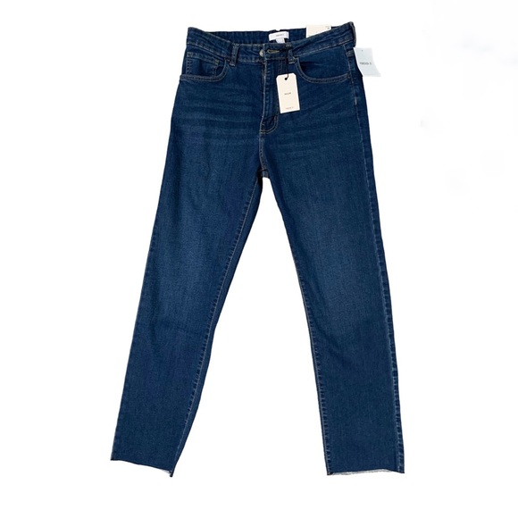 High-Rise,  Relaxed fit, Tapered leg Mom Skinny Jeans Forever 21 size 29 (blue) - Picture 4 of 12